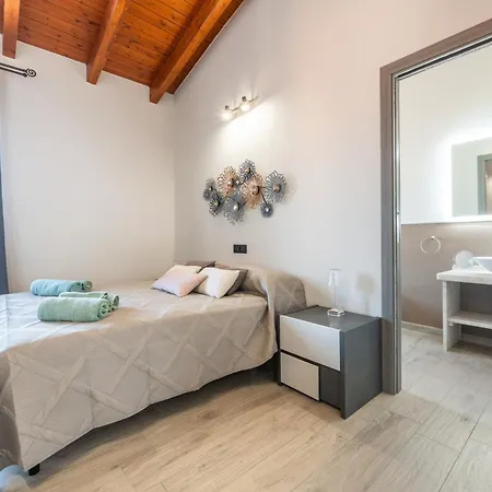 Casa Matilde - San Pietro Apartment *